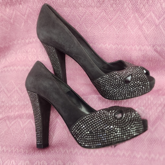 Stuart Weitzman Charcoal Peep Toe Jeweled …size 7.5 - Picture 1 of 16